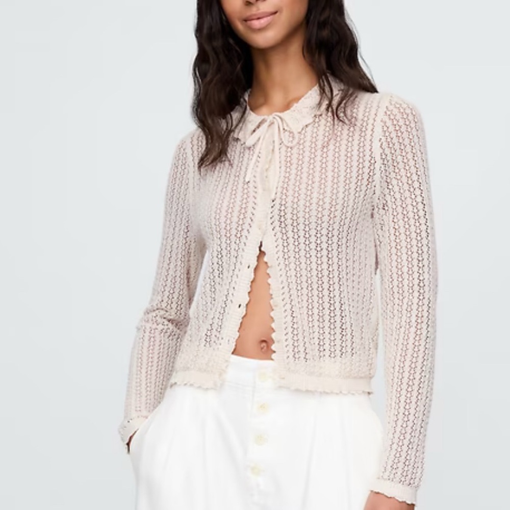 Doen gap cream crochet pointelle cardigan med Gillian Stevens Shaina mote style